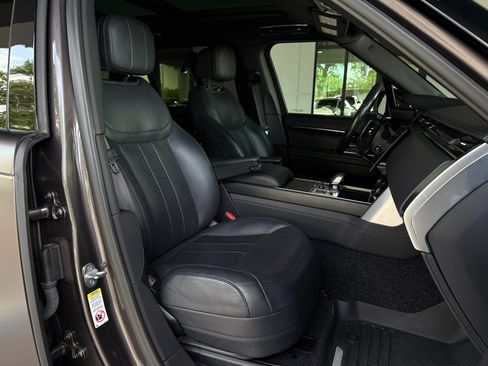 Used 2023 Land Rover Range Rover Long Wheelbase Autobiography AWD/4WD image 32