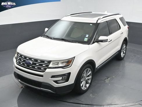 Used 2017 Ford Explorer Limited FWD image 11