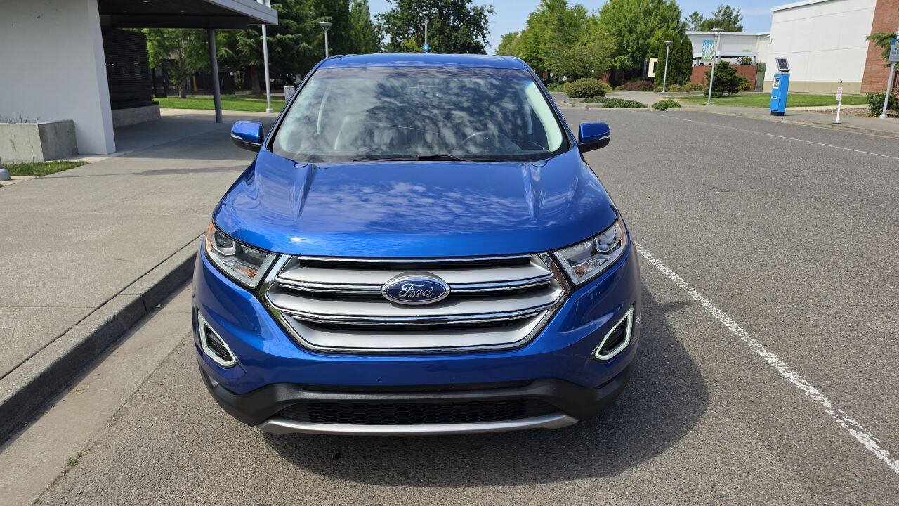 Used 2018 Ford Edge Titanium AWD/4WD image 2