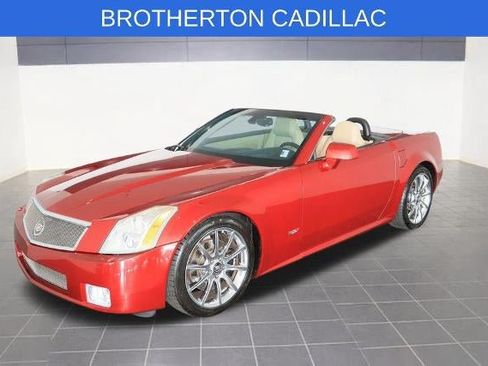 Used 2008 Cadillac XLR V RWD image 28