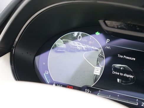 Used 2025 Genesis Electrified GV70 Advanced w/ Prestige Package image 28