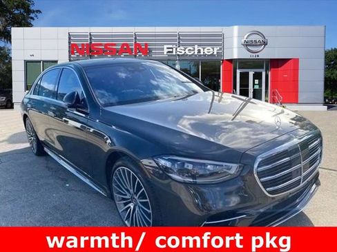 Used 2023 Mercedes-Benz S 580 4MATIC Sedan image 2