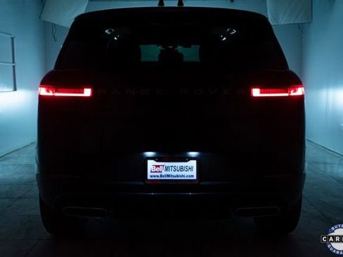 Used 2025 Land Rover Range Rover Sport S image 40