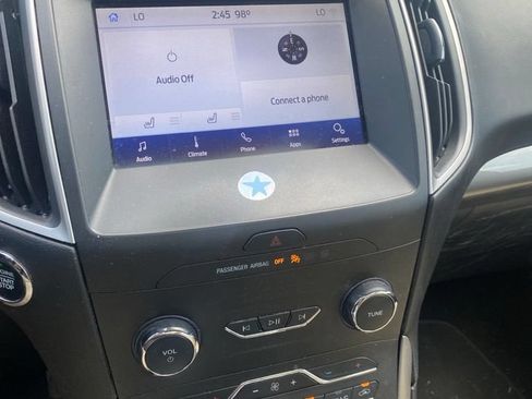 Used 2020 Ford Edge SEL FWD image 13