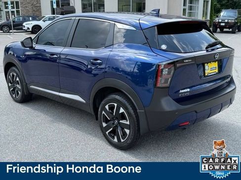 Used 2025 Nissan Kicks SV AWD/4WD image 7