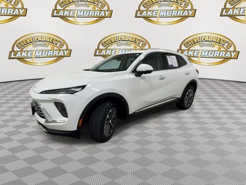 Used 2024 Buick Envision Preferred AWD/4WD image 7