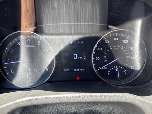 Used 2018 Hyundai Elantra SEL FWD image 15