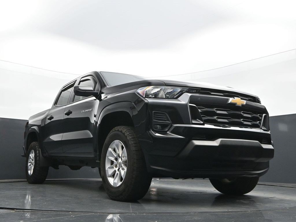 Used 2024 Chevrolet Colorado LT w/ LT Convenience Package RWD image 24
