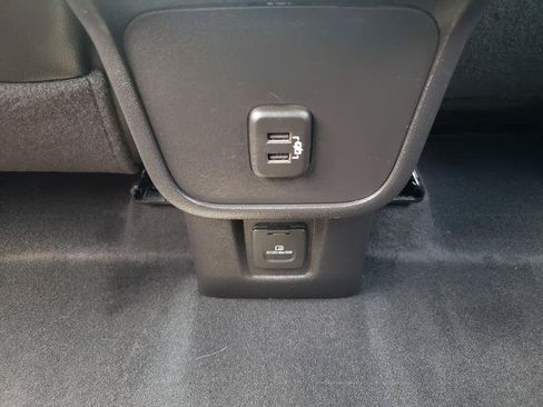 Used 2024 Chevrolet Equinox RS AWD/4WD image 14