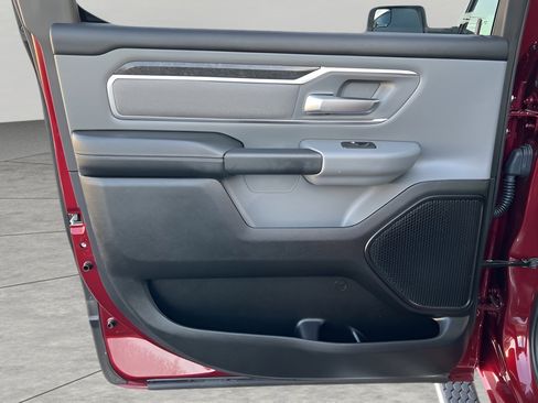 Used 2019 RAM 1500 Big Horn image 26