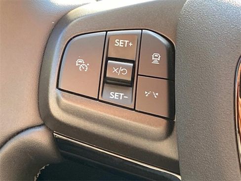 Used 2025 Ford Mustang Mach-E Premium image 19