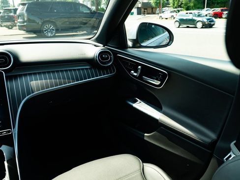 Used 2023 Mercedes-Benz C 300 Sedan image 11