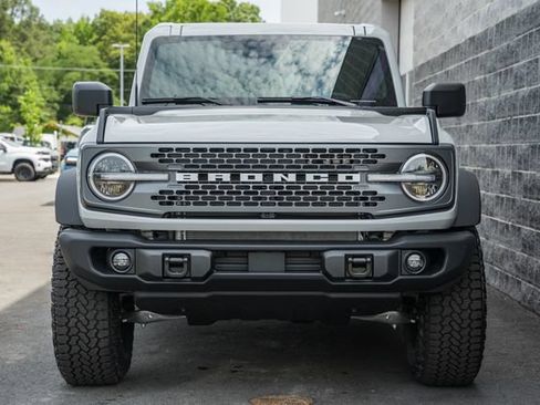 New 2026 Ford Bronco Badlands w/ Sasquatch Package AWD/4WD image 3