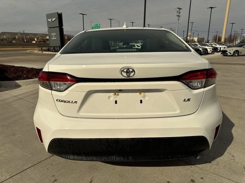 Used 2024 Toyota Corolla LE image 5