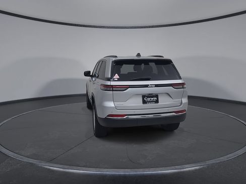 New 2026 Jeep Grand Cherokee Laredo X AWD/4WD image 12