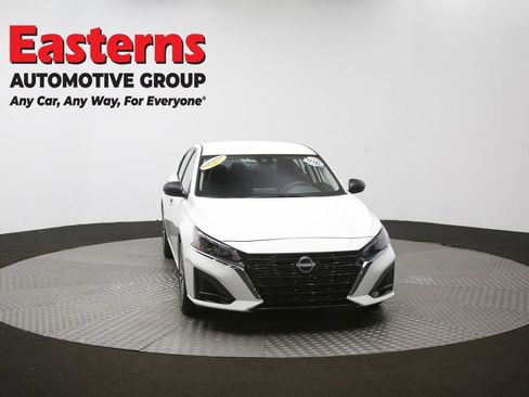 Used 2025 Nissan Altima 2.5 SV image 51