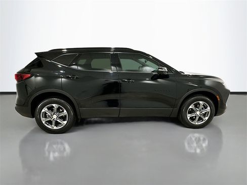 Used 2024 Chevrolet Blazer LT w/ Sound & Technology Package image 8