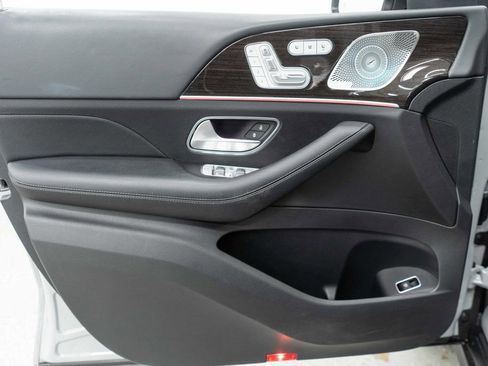 Used 2024 Mercedes-Benz GLE 350 4MATIC w/ Driver Assistance Package image 16