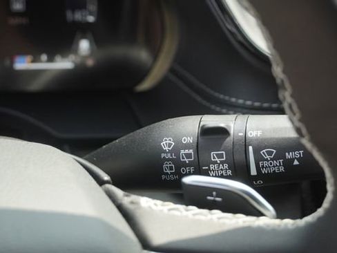 New 2026 Jeep Grand Cherokee L 2WD image 33