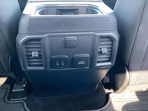 Used 2017 Ford F150 XLT w/ Equipment Group 302A Luxury AWD/4WD image 16