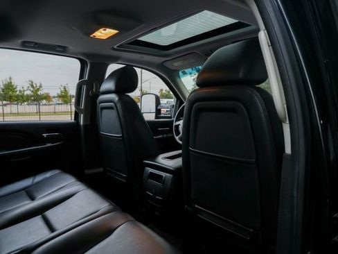 Used 2013 GMC Sierra 3500 Denali image 39