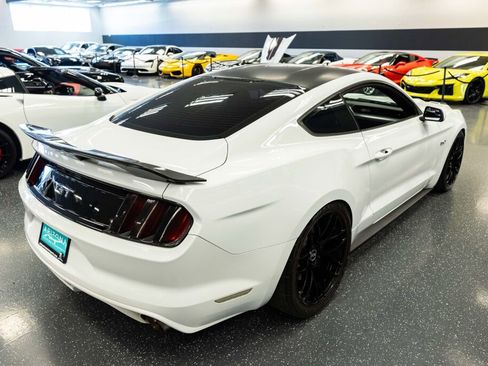 Used 2015 Ford Mustang GT image 6