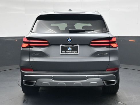 Used 2026 BMW X5 sDrive40i w/ Climate Comfort Package RWD image 5