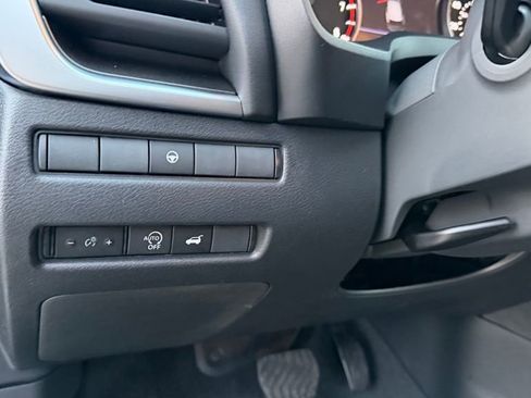 New 2026 Nissan Rogue SV FWD image 18