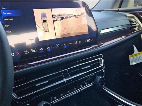 New 2026 Chevrolet Traverse RS image 12