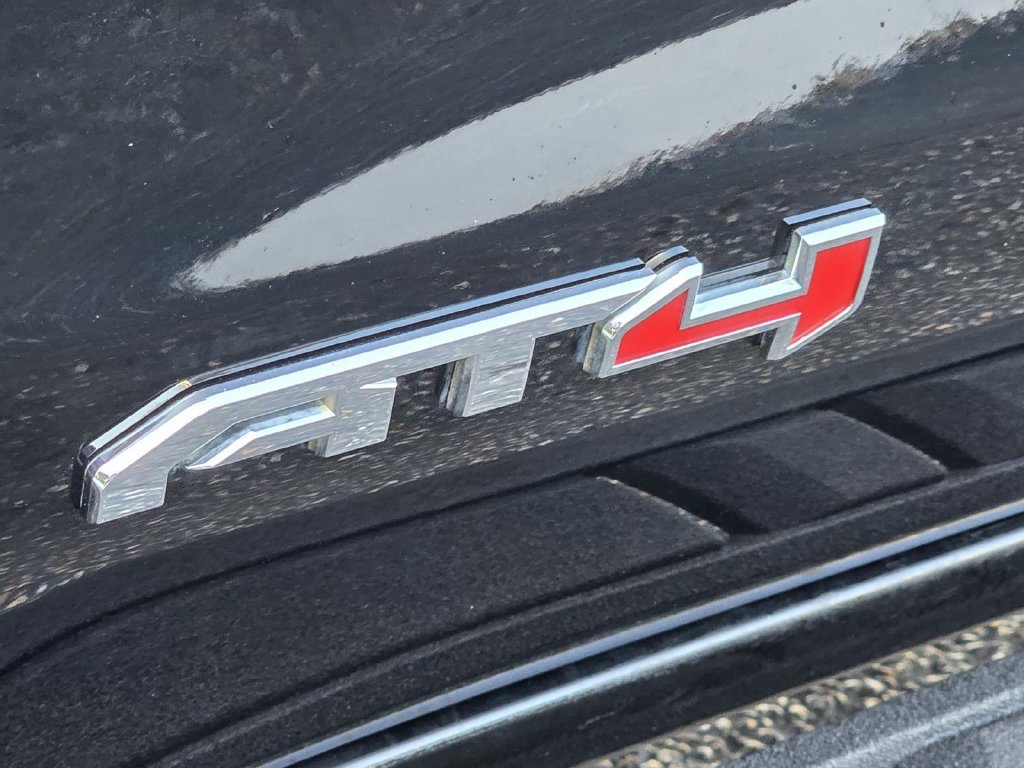 Used 2023 GMC Sierra 1500 AT4 w/ AT4 Preferred Package AWD/4WD image 33