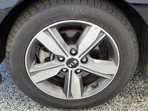 Used 2018 Kia Forte LX w/ LX Popular Package FWD image 5