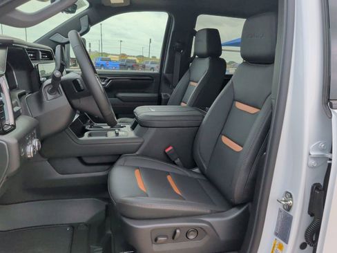 New 2026 GMC Sierra 2500 AT4 w/ AT4 Premium Plus Package AWD/4WD image 13