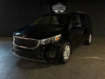 Used 2018 Kia Sedona LX w/ LX Essentials Premium Package