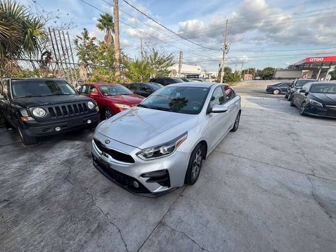 Used 2021 Kia Forte LXS FWD image 15