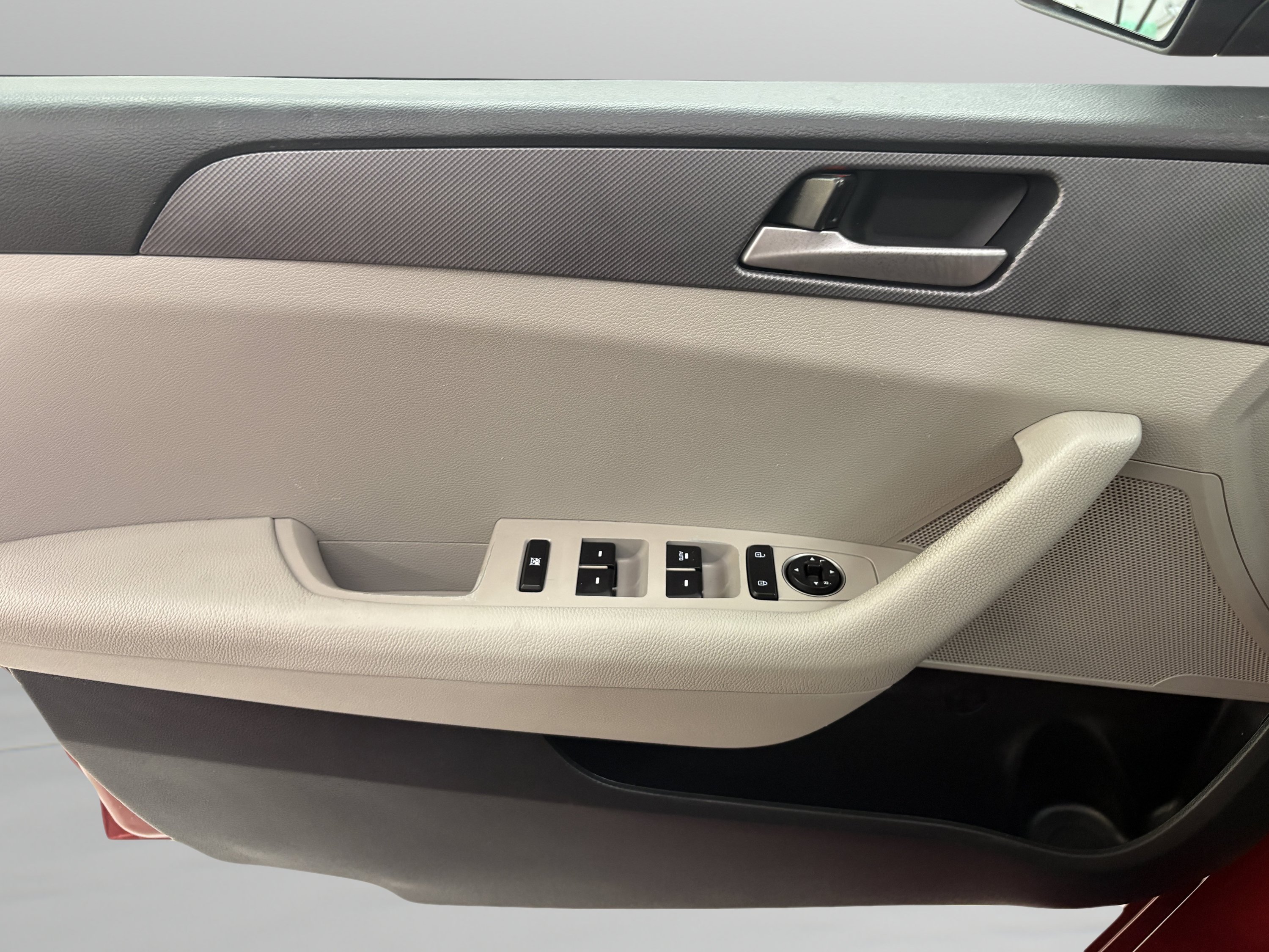 Used 2019 Hyundai Sonata SE FWD image 22
