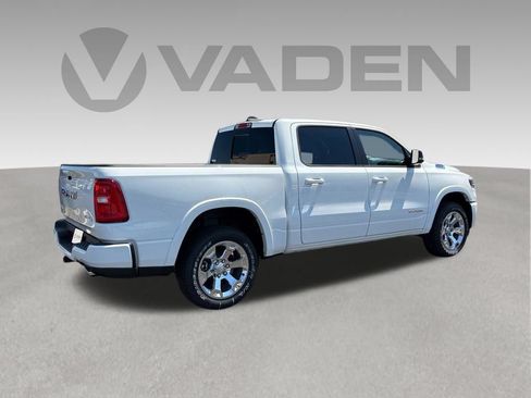 New 2026 RAM 1500 Big Horn AWD/4WD image 15