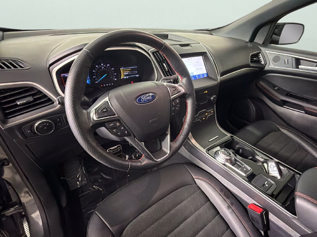 Used 2020 Ford Edge ST-Line FWD image 18