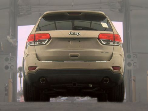 Used 2014 Jeep Grand Cherokee Limited RWD image 6