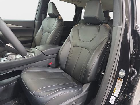Certified 2023 INFINITI QX60 Luxe w/ Cargo Package AWD/4WD image 12