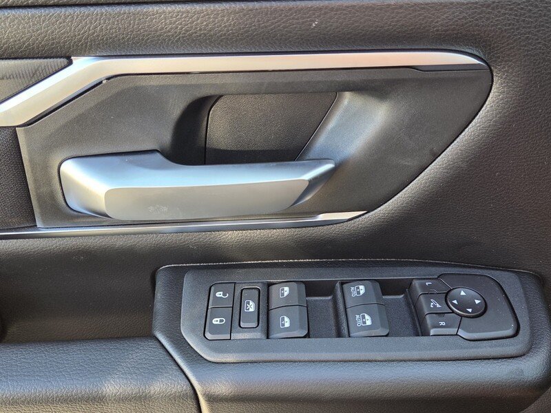 Used 2026 RAM 1500 Big Horn w/ Night Edition AWD/4WD image 17