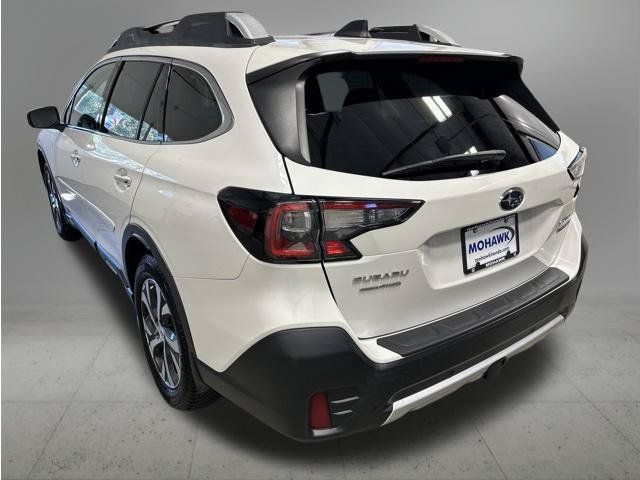 Used 2021 Subaru Outback Touring XT AWD/4WD image 3