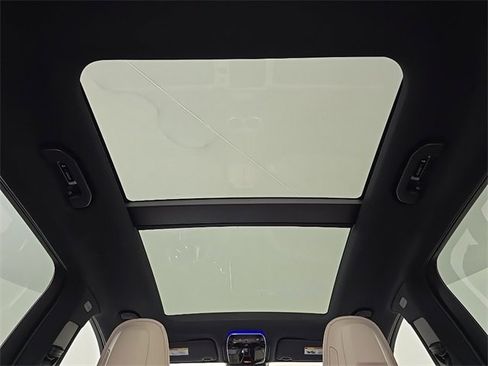 Used 2026 Mercedes-Benz GLC 300 4MATIC image 14