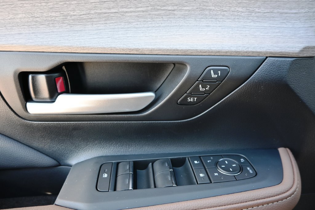 New 2026 Toyota Grand Highlander AWD image 32