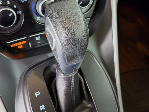 Used 2015 Ford Escape SE FWD image 24