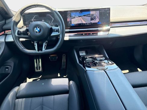 Used 2024 BMW 540i xDrive w/ Premium Package AWD/4WD image 15
