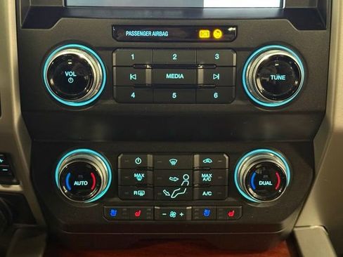 Certified 2021 Ford F250 King Ranch w/ King Ranch Ultimate Package image 33