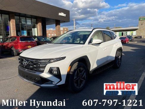 New 2026 Hyundai Tucson SEL image 1