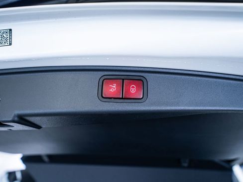 Used 2025 Mercedes-Benz AMG GT 55 image 60