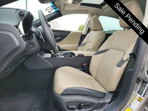 Used 2020 Lexus ES 350 w/ Premium Package image 9