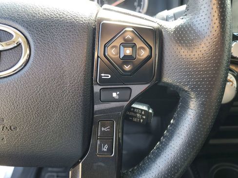 Used 2023 Toyota 4Runner TRD Off-Road Premium w/ Moonroof Package AWD/4WD image 13